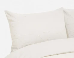 AMHERST 3-piece queen duvet cover set