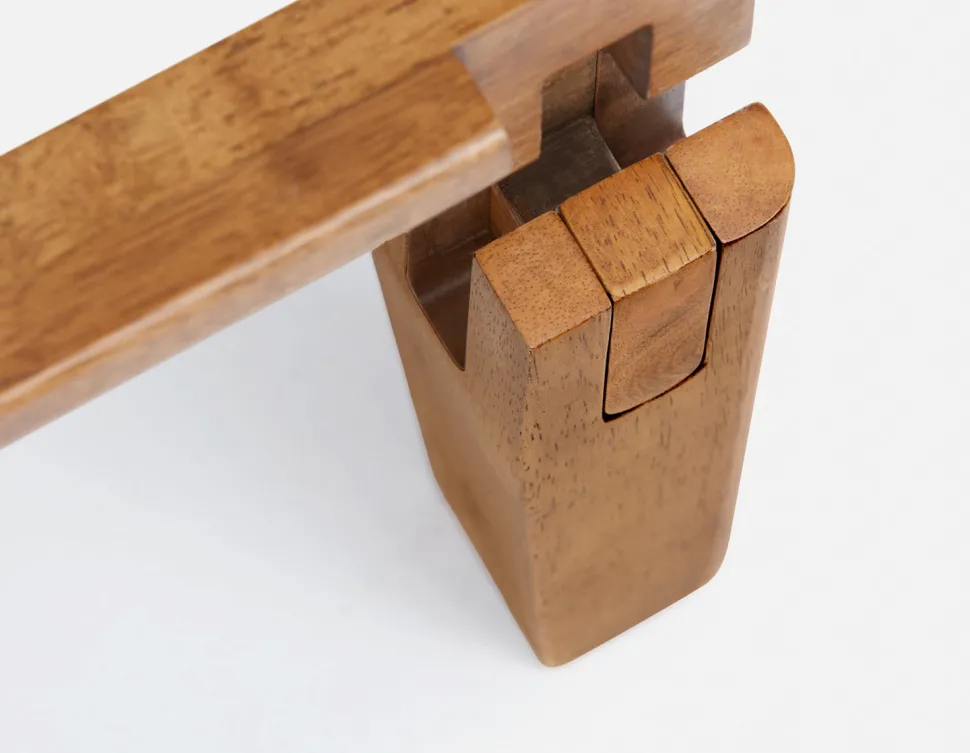 BENA customizable bed