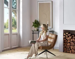 DORADA 100% leather swivel armchair