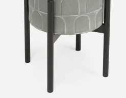 DREW metal planter with stand 21 cm