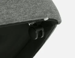 MAGNUS dining chair on casters