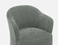 MAGNUS dining chair on casters
