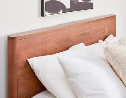 MUMBAI acacia wood queen size bed