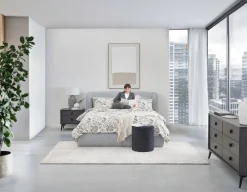 NICK queen size bed
