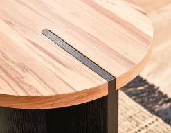 OSCAR end table