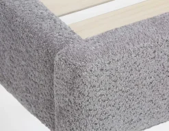 PORTLAND king size bed