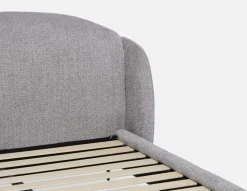 PORTLAND king size bed