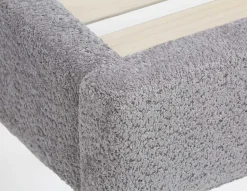 PORTLAND queen size bed