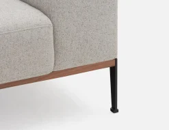 PRESTON loveseat
