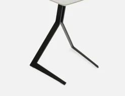 QOM ceramic end table