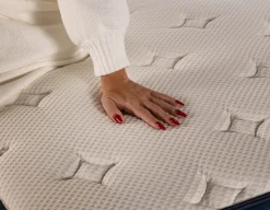 ROYAL SELECT double size mattress