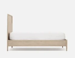 SAHARA minimalist scandinavian king size bed