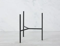STANDE metal planter with stand 21 cm