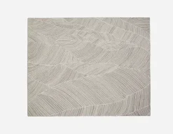 TRIANA hand-tufted wool and polyester rug 8'x10'