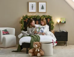 VARDO bedside floating shelf with lamp