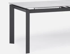 WILLIS extendable modern dining table 140 cm to 200 cm